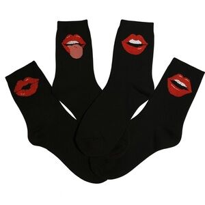 Red Lips women’s crew sock 4 pairs NWT